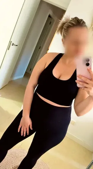 Annika, 36