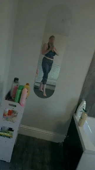 Aylin, 40