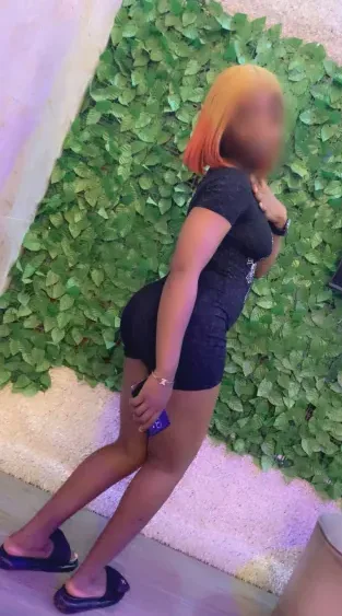 Helena, 25