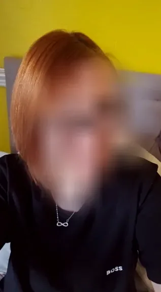 Josephine, 37
