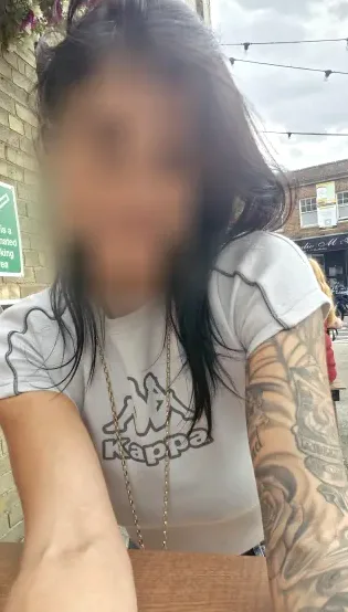 Nadja, 39