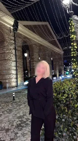 Saskia, 21