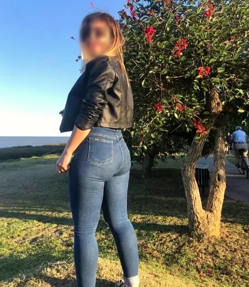 Sina, 36