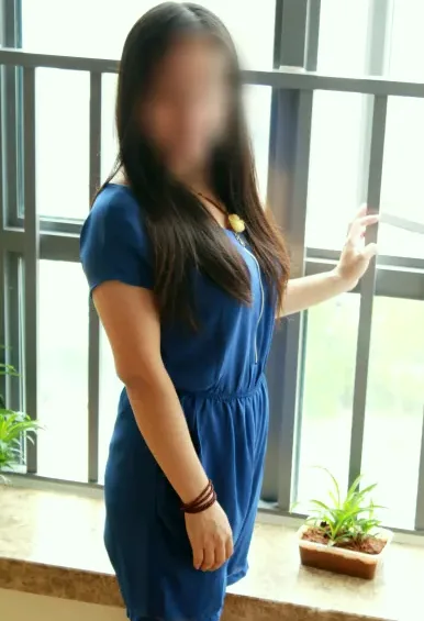 Vivien, 39
